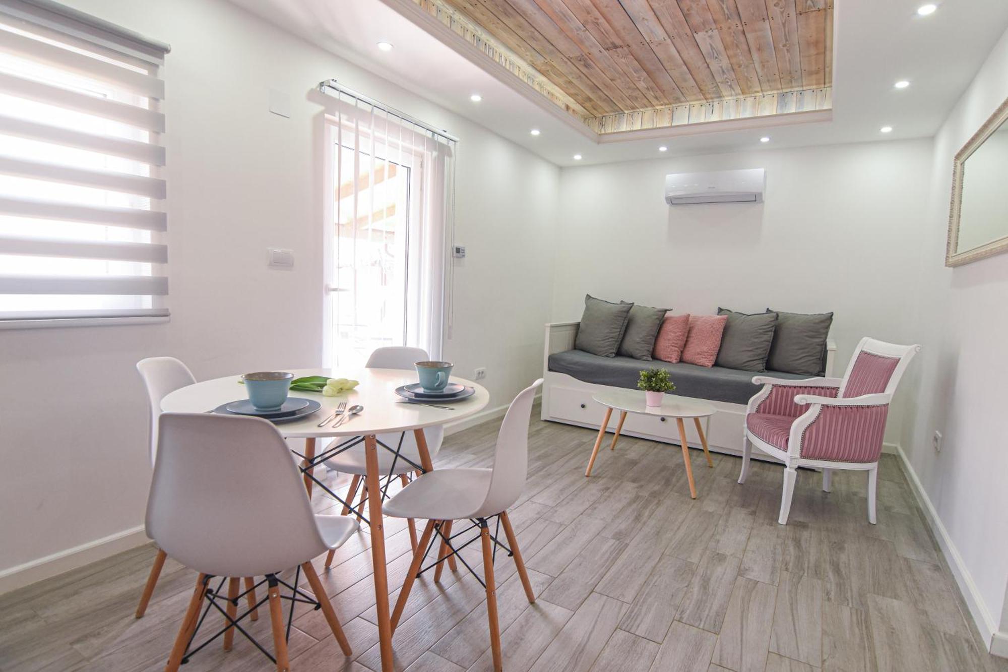 Gardenlux Vrdnik Apartment Ngoại thất bức ảnh